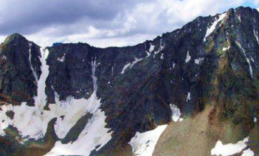 burji la mountains with its lake